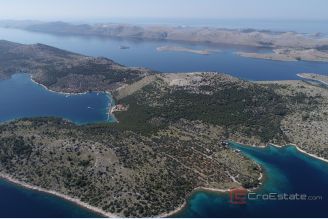 001 5367 30 Kornati Spacious agricultural land first row to the sea for sale