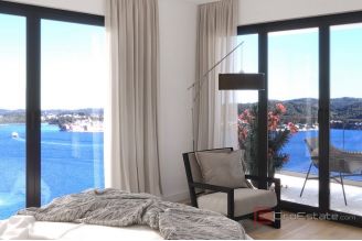 020 2052 56 Peljesac Modern villa with pool and a sea view for sale