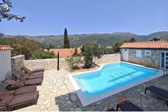 020 2051 20 dubrovnik stone villa with swimming pool and sea view for sale