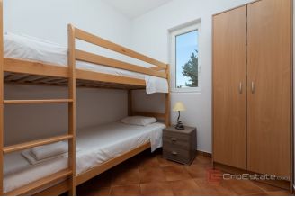 011 5390 30 Omis Two bedroom apartment with sea view for sale