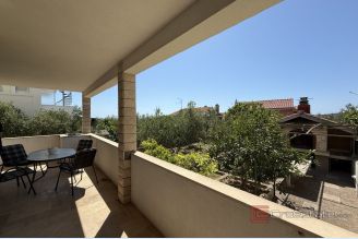 001 2043 178 Rogoznica Two bedroom apartment with garden and parking for sale