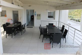 019 2016 208 island vis luxury villa for sale