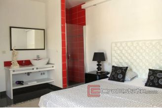 019 2016 208 island vis luxury villa for sale
