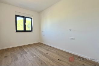 007 2047 89 Ciovo Penthouse with rooftop terrace sale