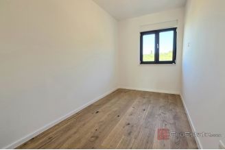 007 2047 89 Ciovo Penthouse with rooftop terrace sale