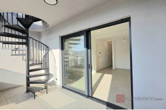 007 2047 89 Ciovo Penthouse with rooftop terrace sale
