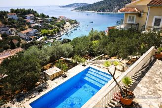 001 2051 29 Rogoznica Villa with pool and olive grove for sale