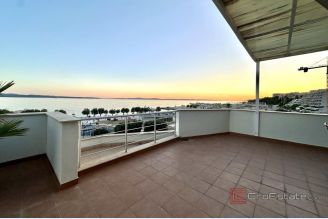 001 2049 64 Split Znjan Penthouse in an excellent location for rent