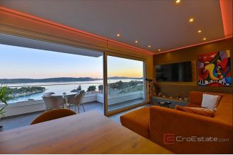 001 2021 417 trogir luxury penthouse with roof terrace for sale