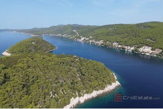 007 2031 207 Korcula Building plot with sea view for sale