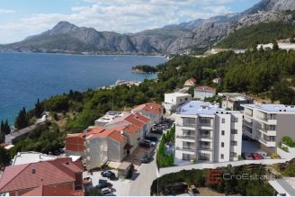 001 2052 93s Omis One bedroom apartment near the sea for sale
