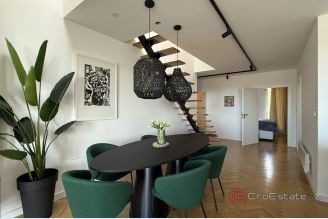 001 2046 114 Split area moder aparatment with sea view for sale