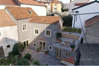 001 5357 30 Sibenik Stone House For Renovation With Project for sale