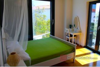 018 2021 36 near rogoznica villa with pool for sale1