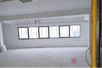 003 2056 02d split spacious office space for rent