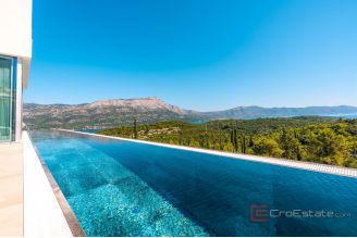 020 5469 30 Korcula Modern villa with infinity pool and open views for sale