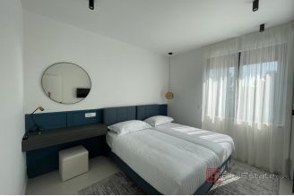 020 2035 341 Ciovo Luxury villa with panoramic sea view for rent