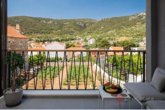 001 2051 62 island vis modern one bedroom apartment in komiza for sale