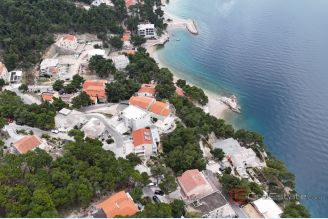 001 2049 94 Makarska Building land with permit and a project for sale