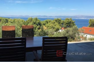 001 2014 23 Brac house for sale2