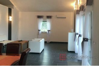 011 2014 23 Brac house for sale1