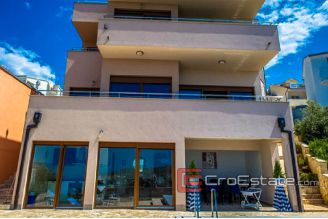 15 2014 19 Rogoznica house sea view for sale