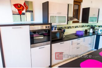 15 2014 19 Rogoznica house sea view for sale