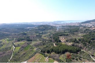 004 2016 698 Split Area Building land with panoramic view for sale