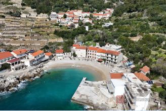 001 2052 122 Peljesac stone house with sea view for sale
