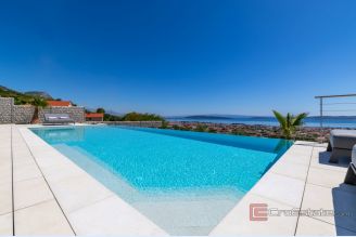 000 2013 260 Split area Luxury villa with panoramic sea view for sale