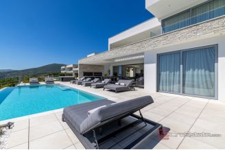020 2013 260 Split area Luxury villa with panoramic sea view for sale