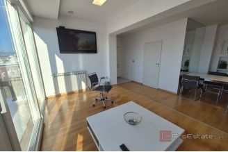 010 1032 08 Zagreb Modern apartment with balcony for sale