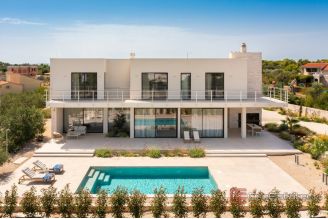 020 2061 13 Solta contemporary modern villa for sale