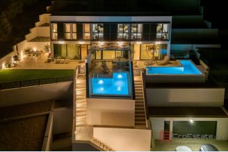 001 2056 16 Split Area Luxury apartment in a villa with private pool for sale