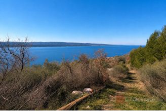 004 2041 130 omis building plot with panoramic view for sale