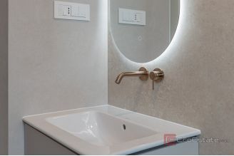 016 2035 389 Ciovo Luxury three bedroom apartment sale