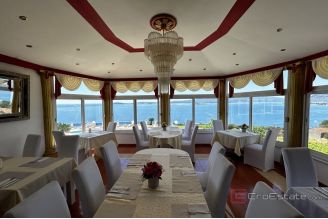 015 2052 129 Peljesac four star boutique hotel for sale