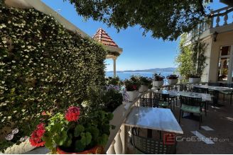 015 2052 129 Peljesac four star boutique hotel for sale