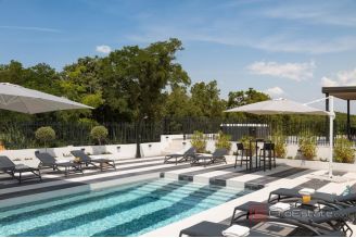 019 1021 62 Porec villa with pool and tennis court for sale