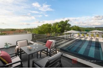 019 1021 62 Porec villa with pool and tennis court for sale