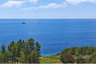 013 2051 72 island hvar modern apartment with balcony and parking for sale