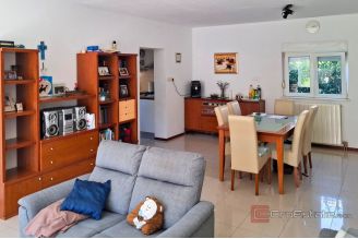 015 2121 01 Zadar spacious house with garden for sale