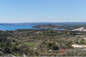 010 5533 30 Sibenik Villa with sea view for sale
