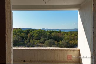 010 5533 30 Sibenik Villa with sea view for sale