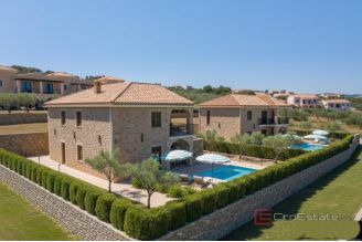 011 1021 74 Krk Stone house with pool for sale