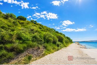 001 2021 433 near zadar building land first row to the sea for sale