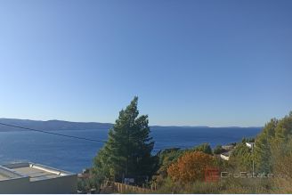 001 5538 30 Omis Building land with open sea view for sale