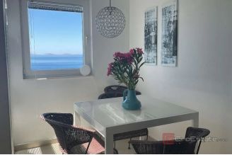014 5539 30 Murter Two apartments with a sea view and a pool for sale