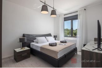 020 2057 50 Pazin contemporary luxury villa with private pool for sale